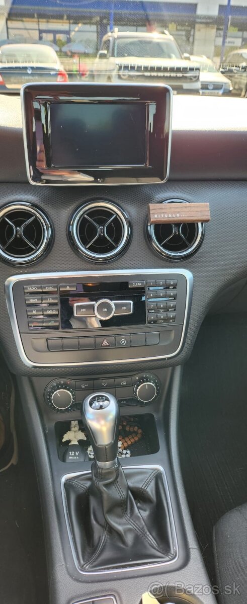 MERCEDES-A HATCHBACK - 7