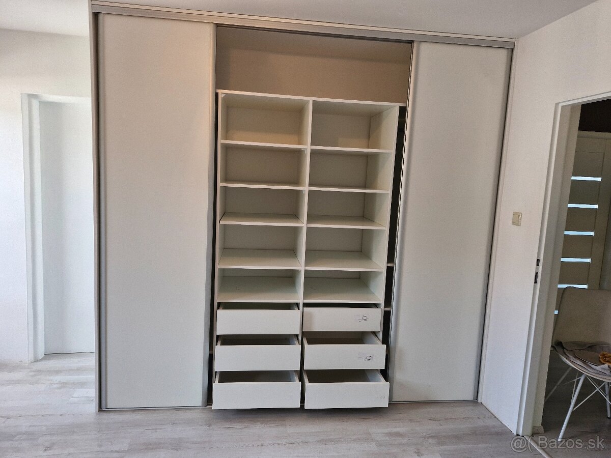 Vstavaná skriňa presne podľa vašich predstáv - 7