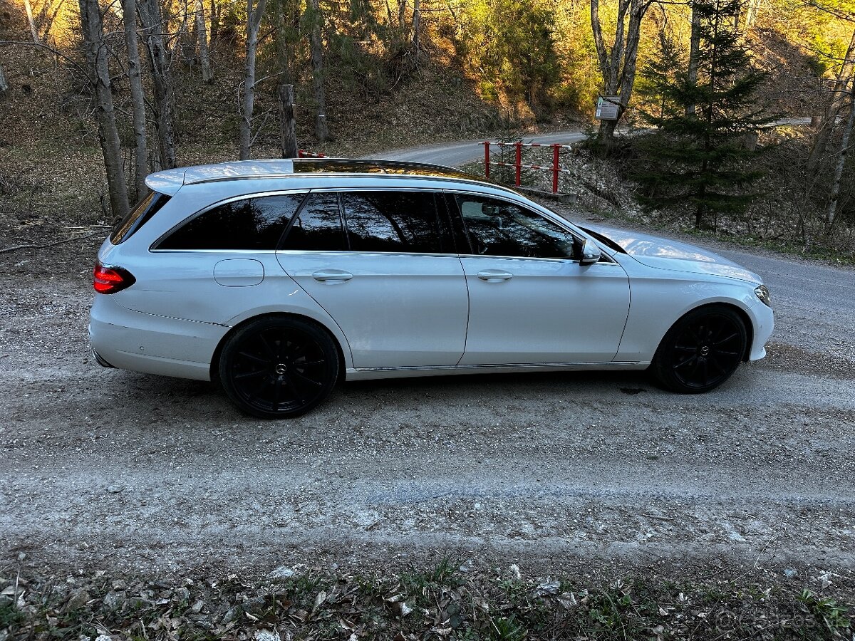 Mercedes Benz E220d - 7