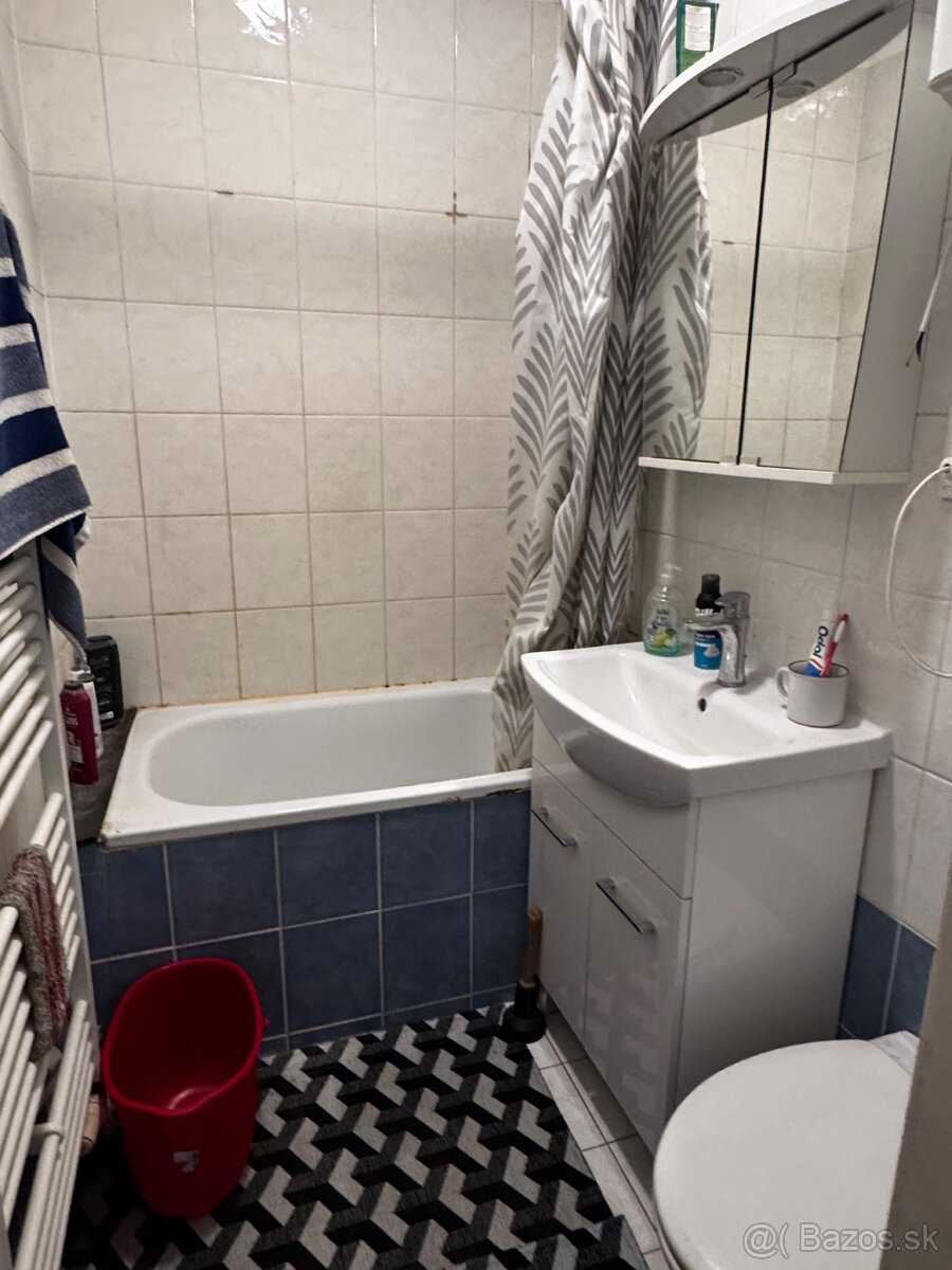 Na predaj 2 izbovy byt na ulíci Kukučinova - 7