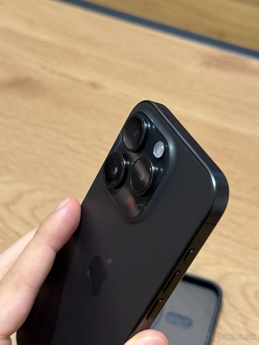 iPhone 15 Pro 128GB - 7