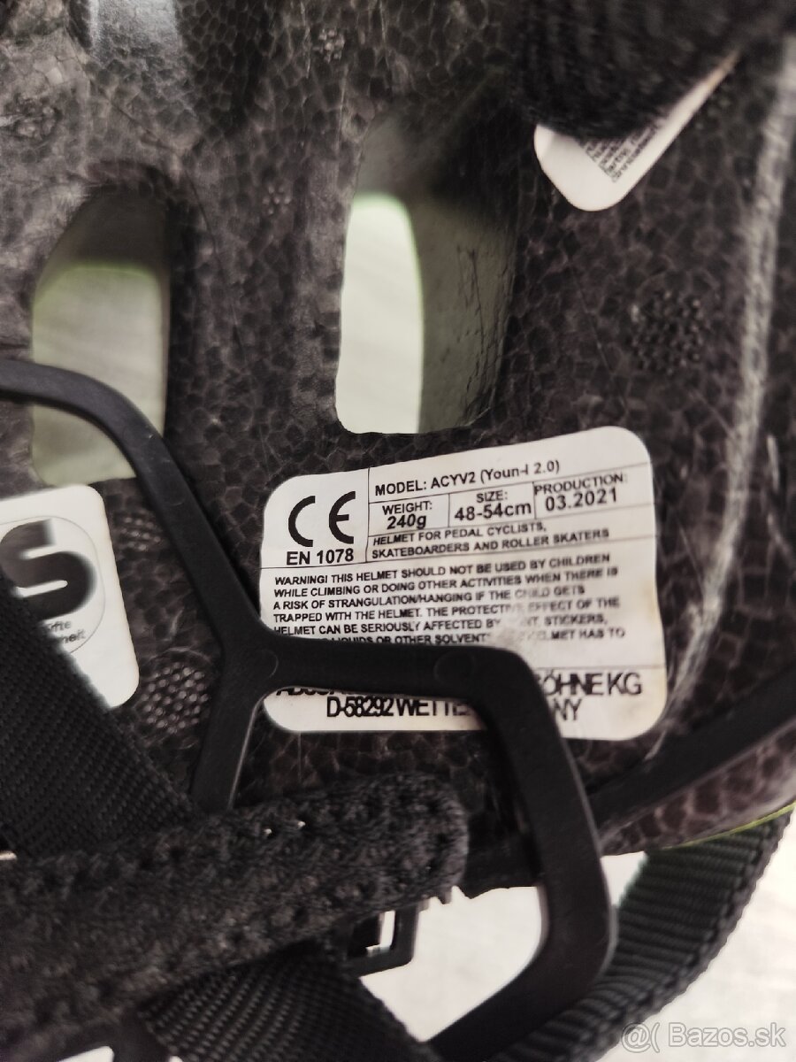 Svietiaca cyklistická prilba - 7