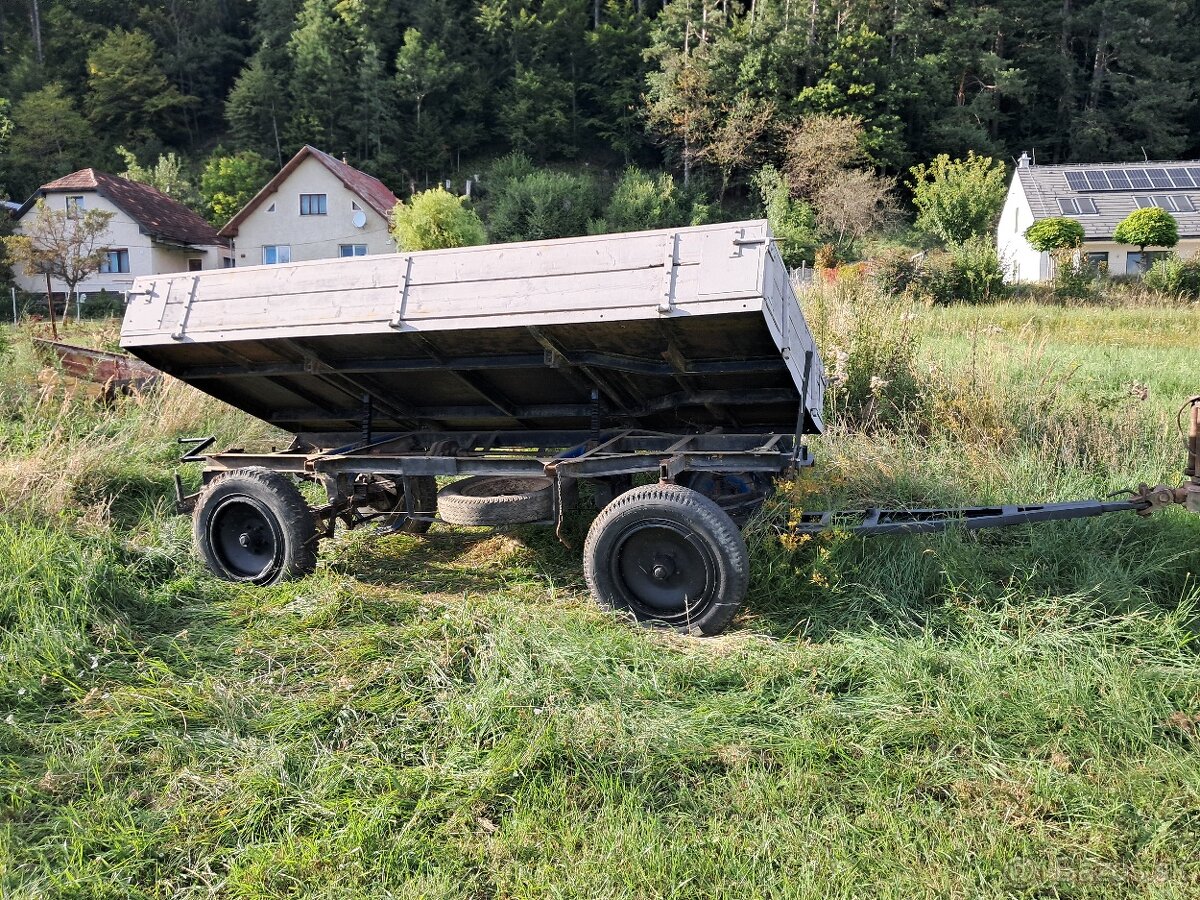 Vyklapacia vlecka - 7