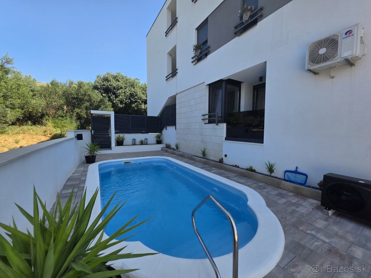 Chorvátsko, luxusný apartmán s vlastným bazénom. - 7