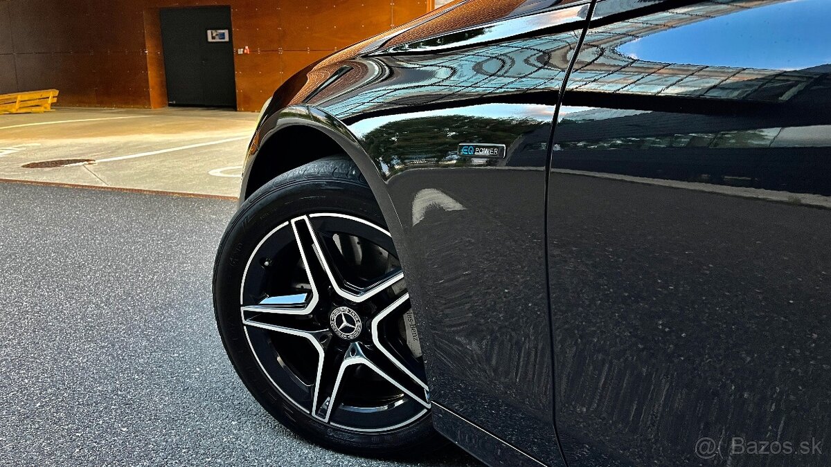 Mercedes-Benz E trieda Kombi 300DE AMG line - 7