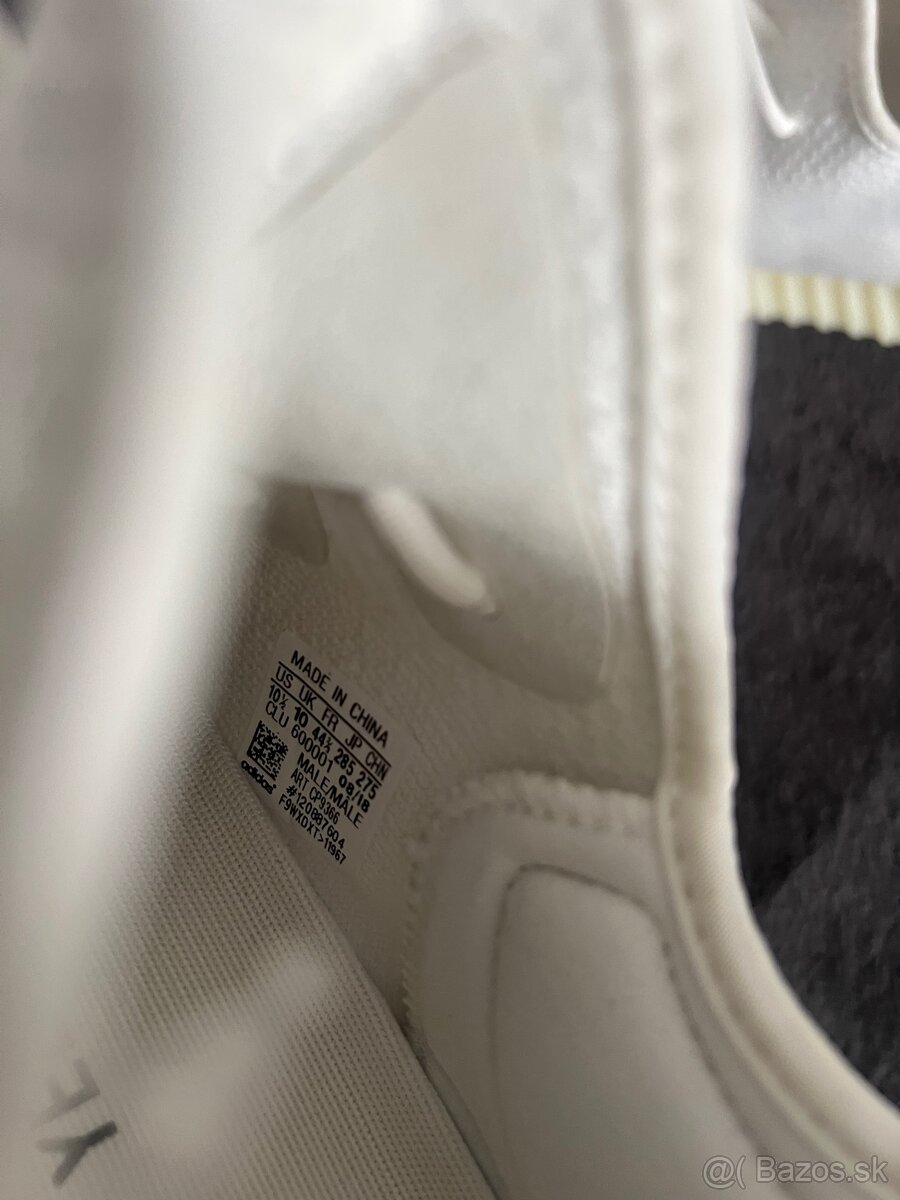 Adidas Yeezy Boost - 7