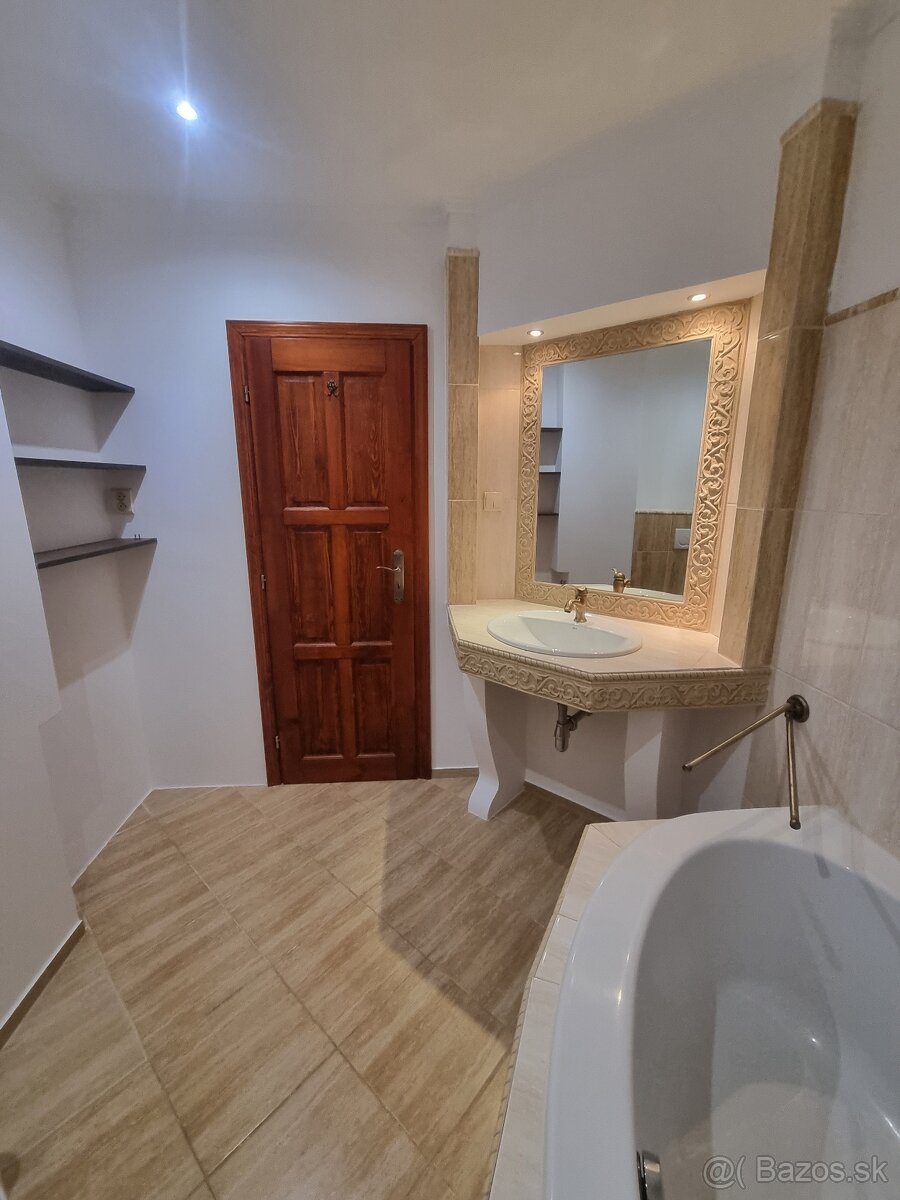 Prenájom 2 izbový byt sídlisko SEVER - 7