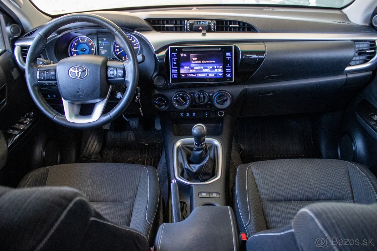 Toyota Hilux DC 2.4 I D-4D Active - 7