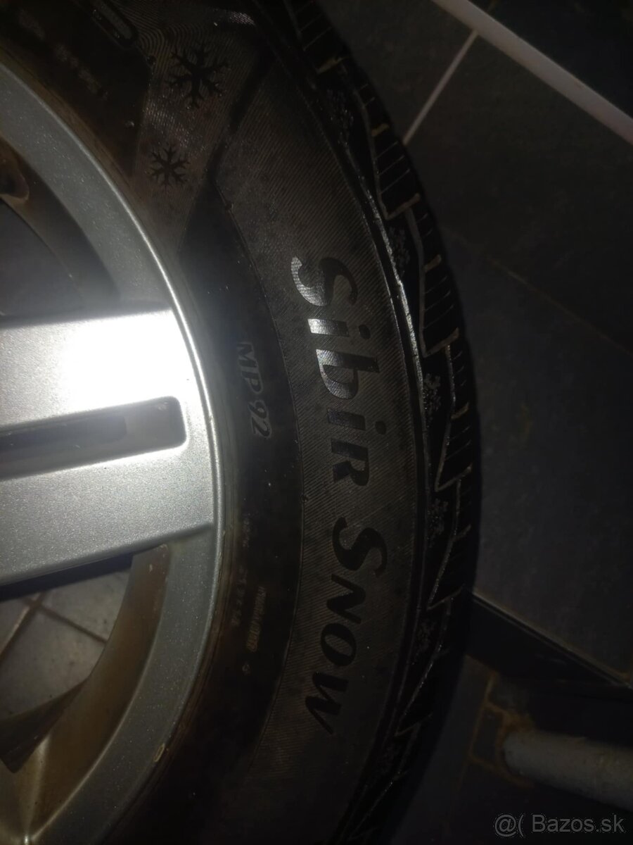 originál disky r15 Volkswagen 4 na zimných pneumatikách - 7