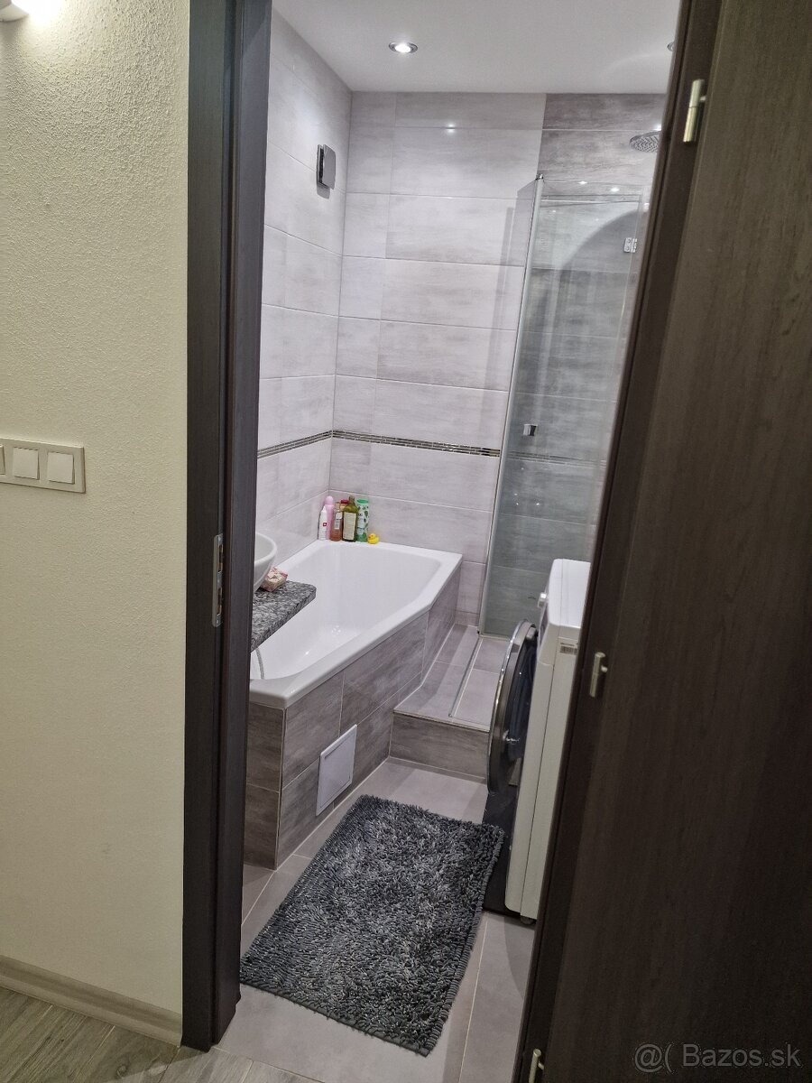 Prenájom 3 -izb. bytu - 7