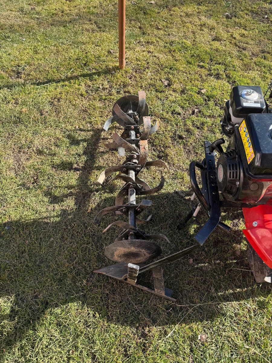 Motorový kultivátor + príslušenstvo - 7