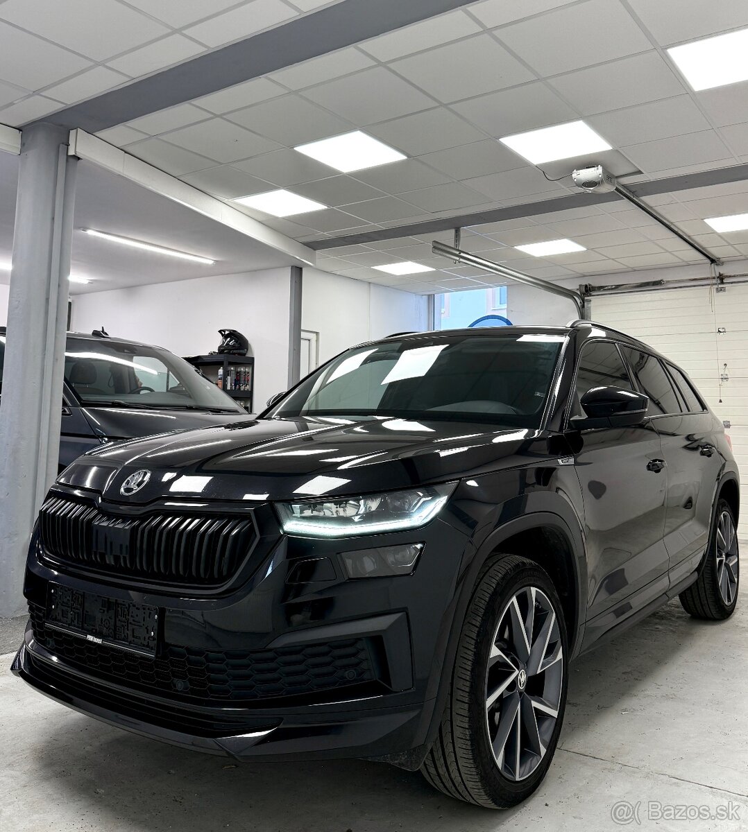Skoda Kodiaq Sportline Evo 2.0TDI 147 Kw 4x4 Matrix/R20 - 7