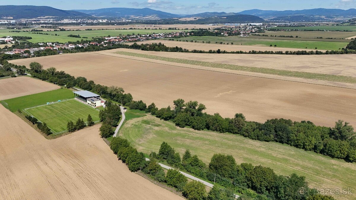 Nová Ves nad Váhom – Orná pôda v 1/1 s prístupom - 7