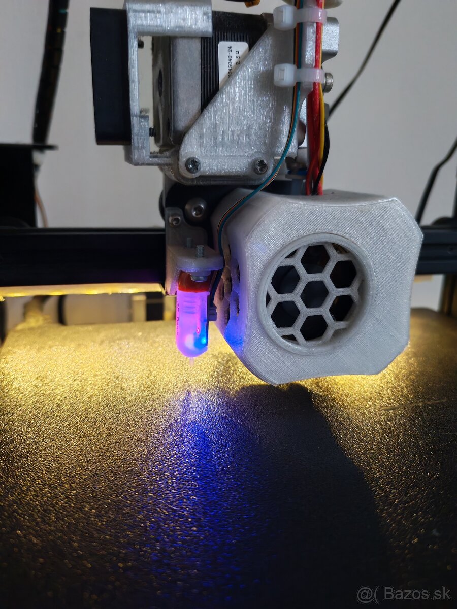 Predám Ender 3 V2 - 3D Tlačiareň - 7