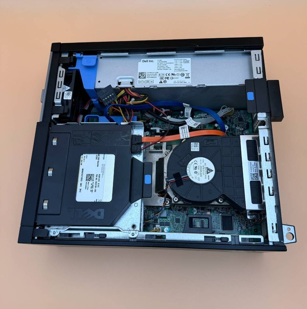 Počítač DELL.Intel i3-2120 2x3,30GHz.4gb ram.250gb HDD - 7