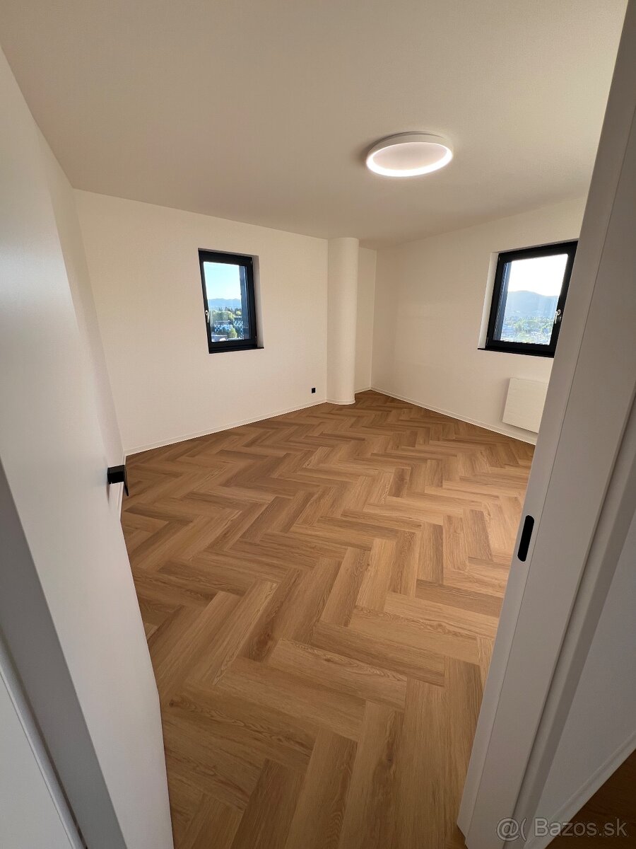 3-izbový nadštandardný byt výmena Europalace - 7