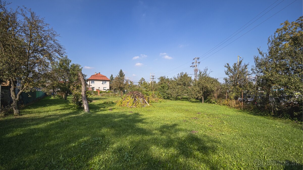 Pozemok(log.centrum,training centrum, tech.zázemie, nabíj.st - 7