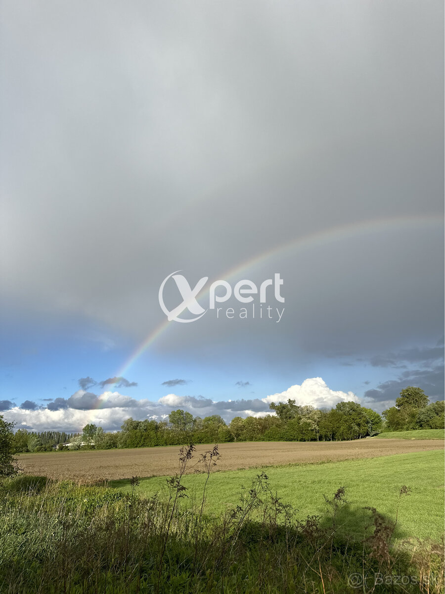 TRI slnečné, susediace stavebné pozemky do 10km od mesta Veľ - 7