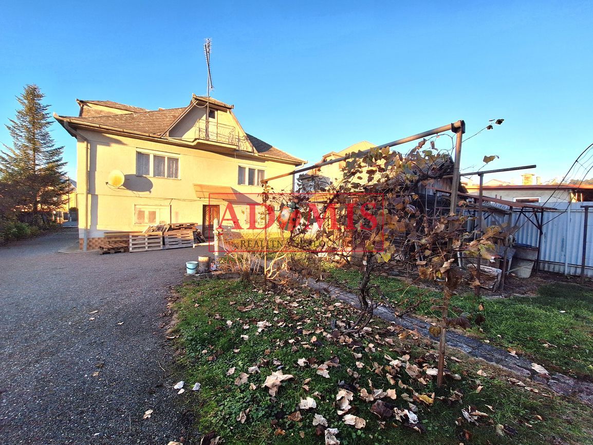 ADOMIS - predáme rodinný dom 2.podlažný 250m2, pozemok 800m2 - 7