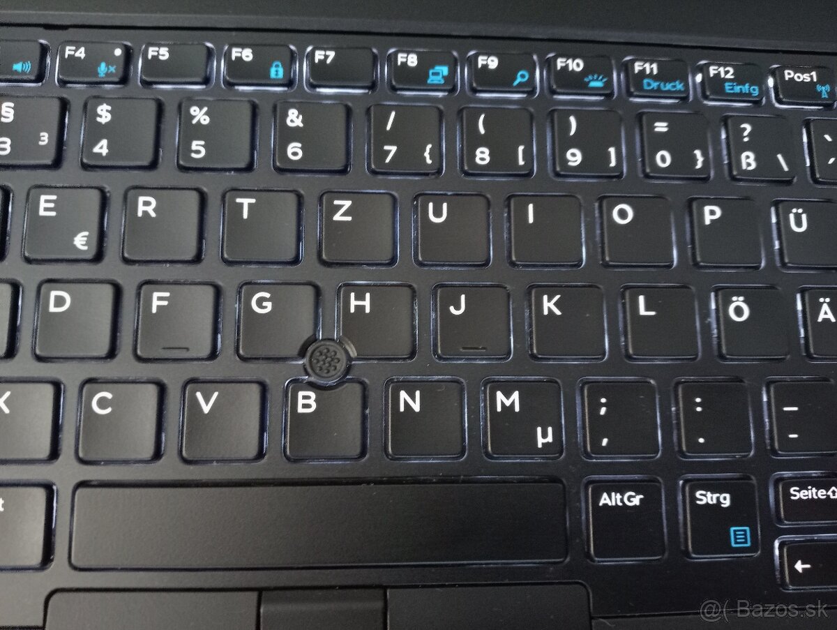 predám Dell precision 7530, 32gb ram , Intel core i7 ,ssd - 7