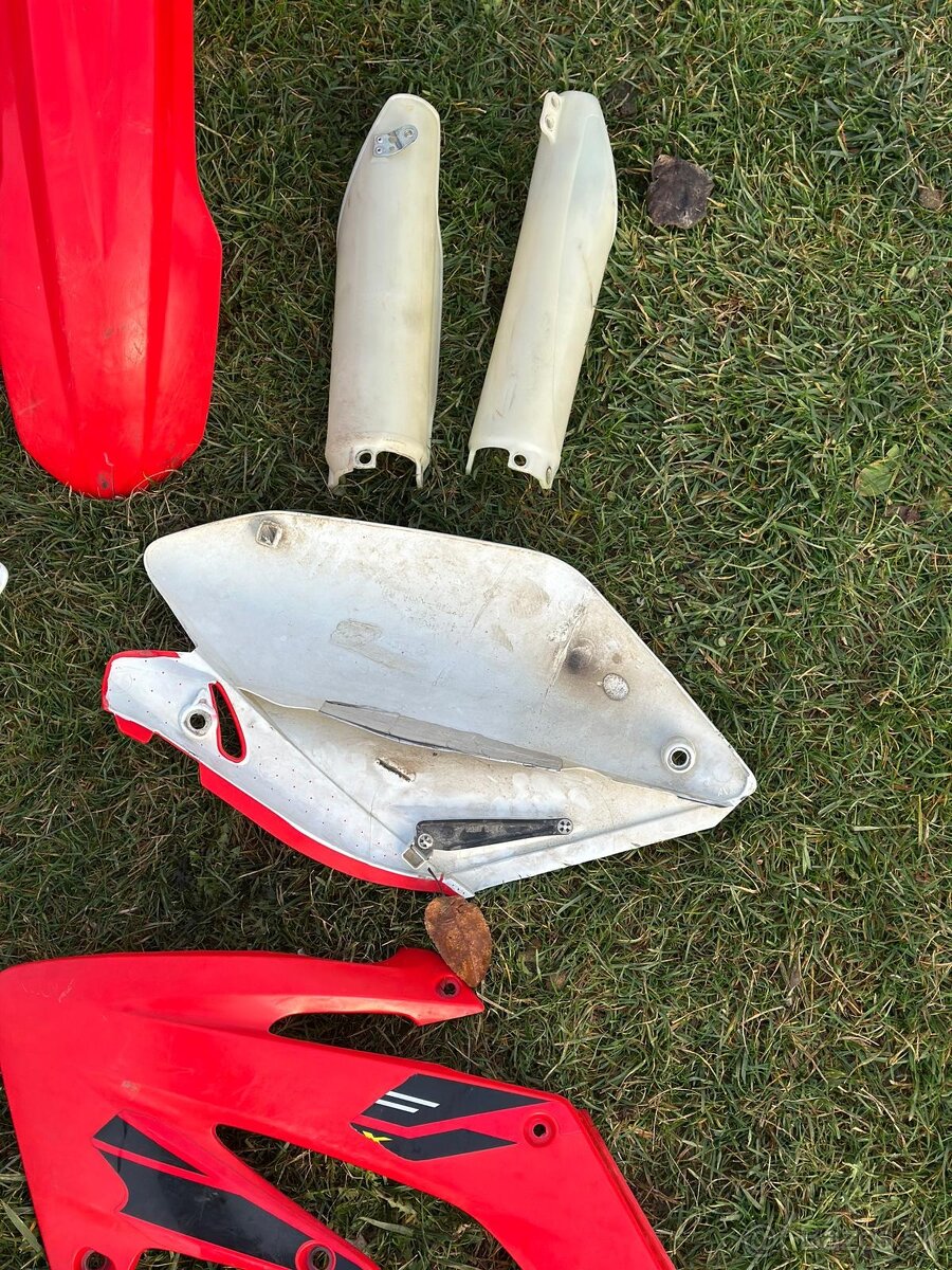 Plasty na Honda CRF - 7