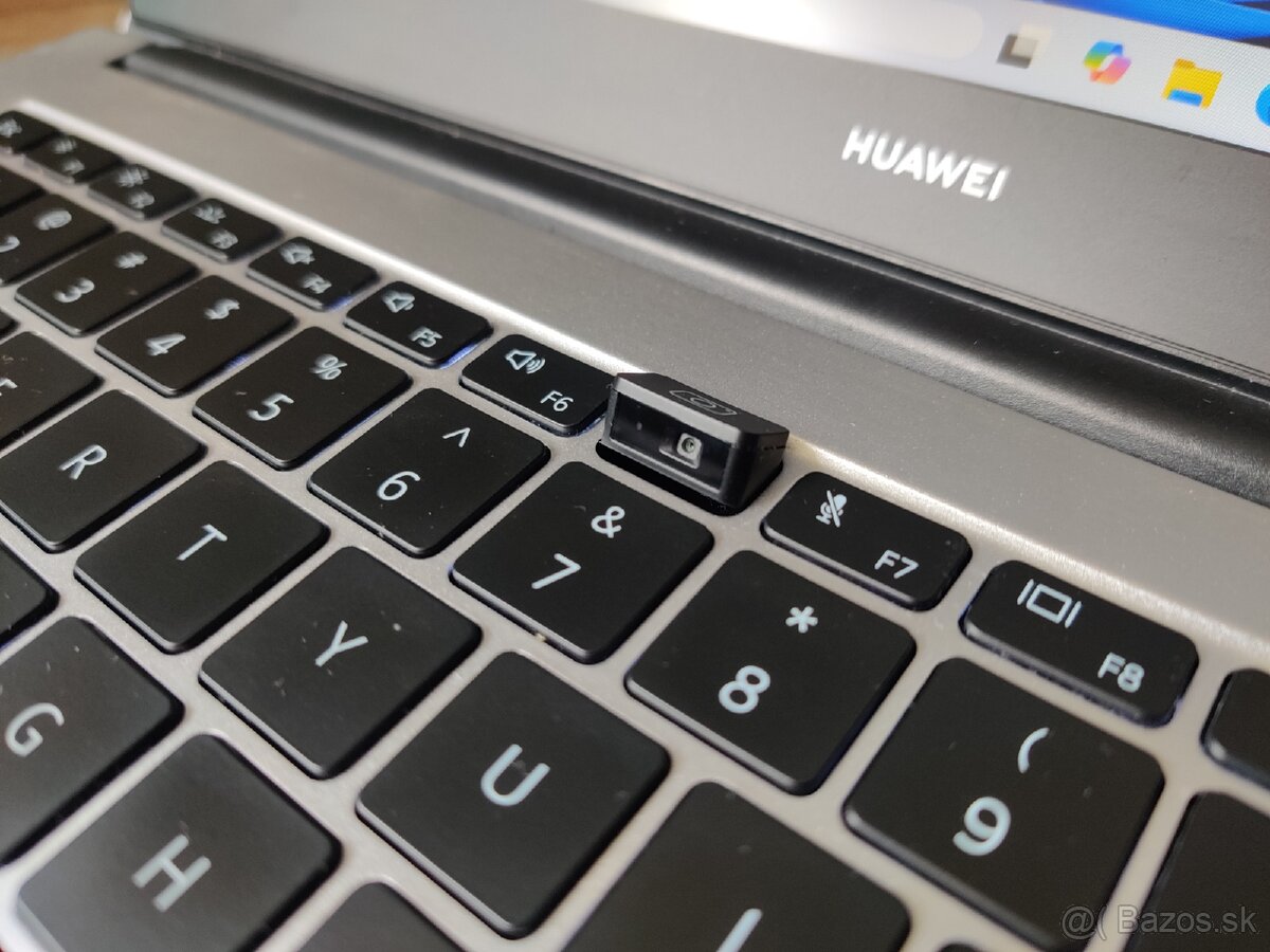 Huawei Matebook D 14 i3-10Th gen, 8/256Gb - 7