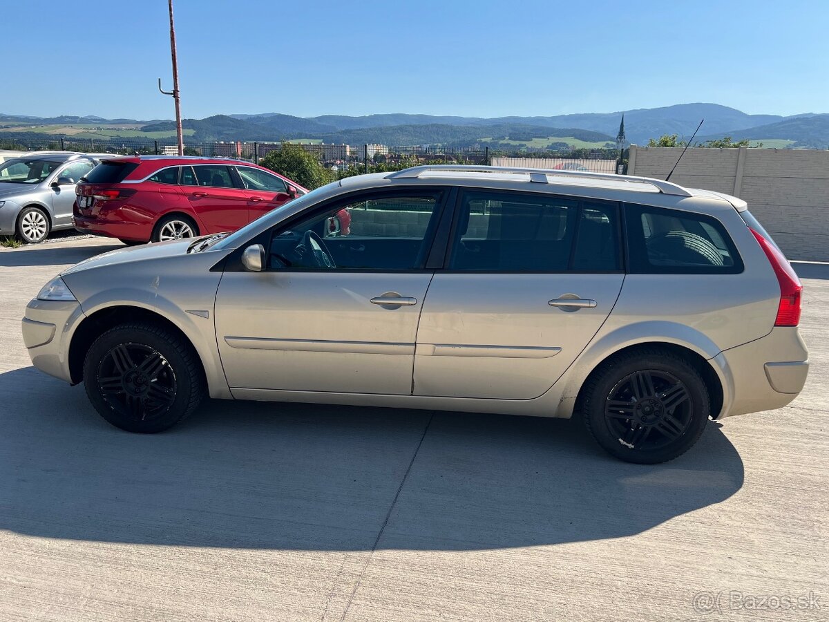 Renault Megane 1.6 - 7