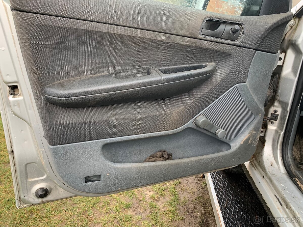 Predam na nahradne diely fabiu - 7