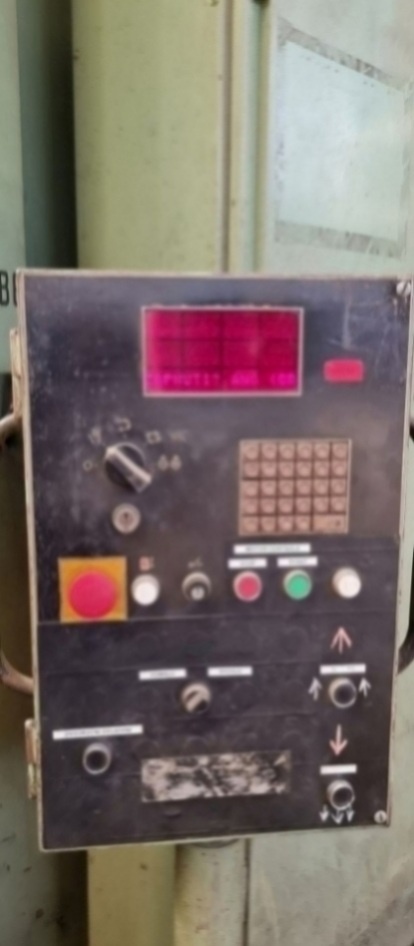 Hydraulický lis značky CTC 400, rok výroby 1993 - 7