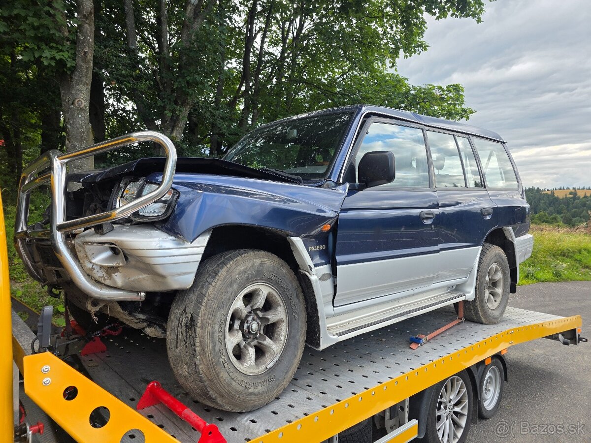 Diely Mitsubishi Pajero 3.5 V6 - 7