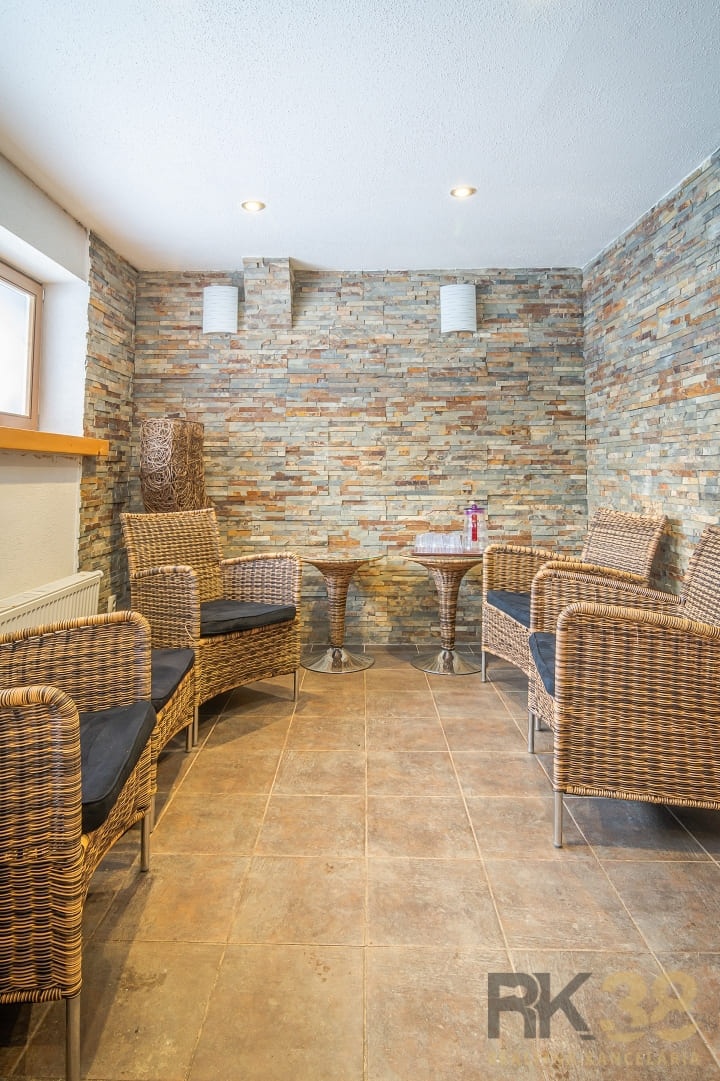 Lukratívny chalet v TOP lokalite v Jasnej v Nízkych Tatrách - 7