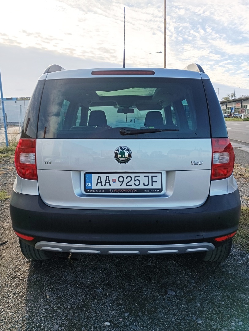 Škoda Yeti 2.0 TDI Ambition - 7