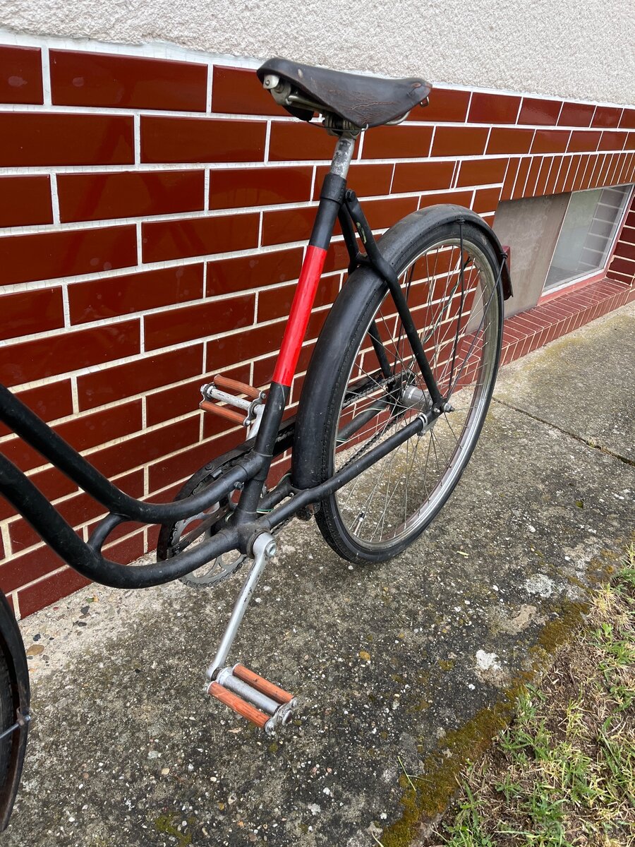 Historický dámsky bicykel Bohatýr - 7
