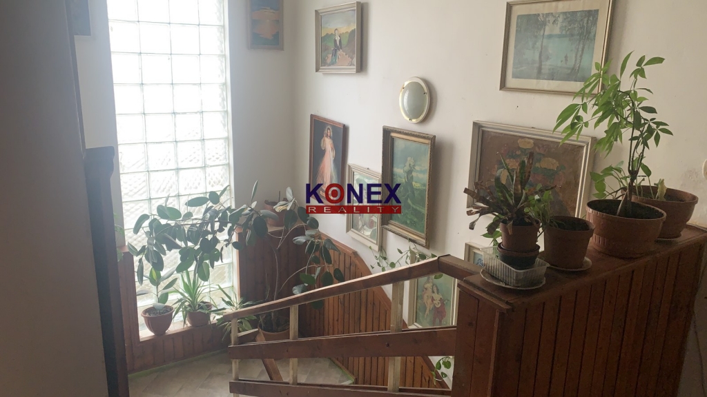 NOVINKA Poschodový rodinný dom v obci Leles - 7