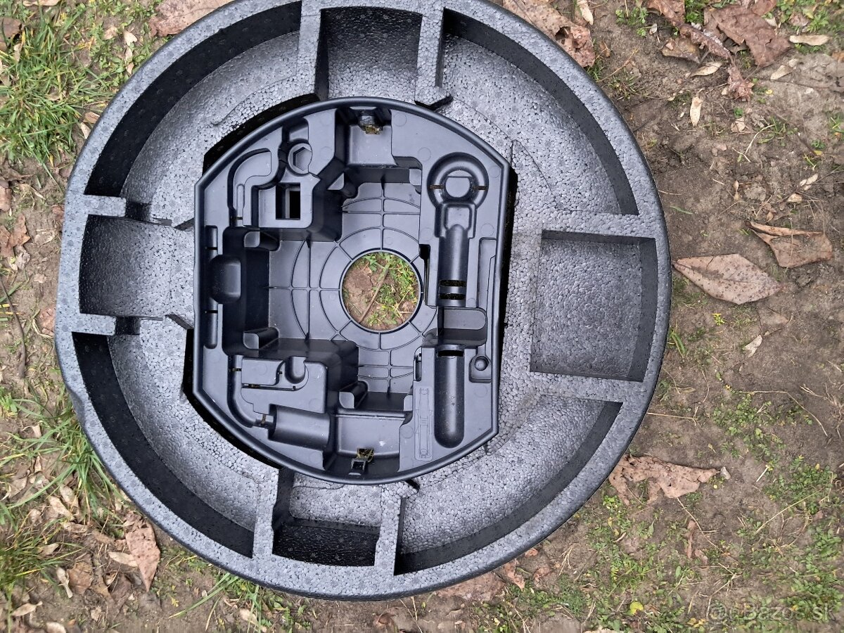 Predám diely citroen c3 picasso 1.4vti 70kw - 7