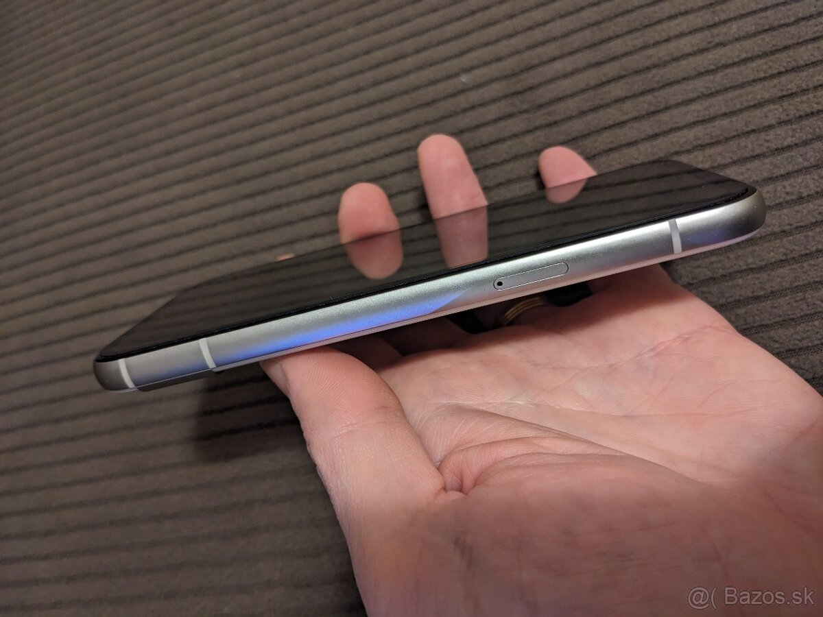 Google Pixel 8a 8GB/128GB Porcelain - 7