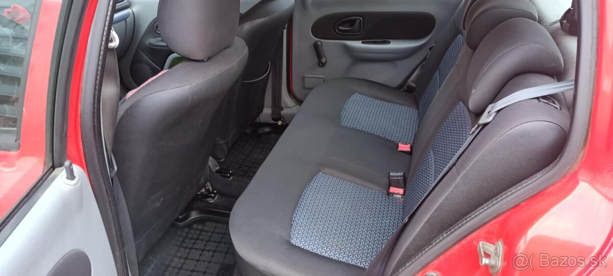 Renault Thalia, 1149cm3, 55kw - 7