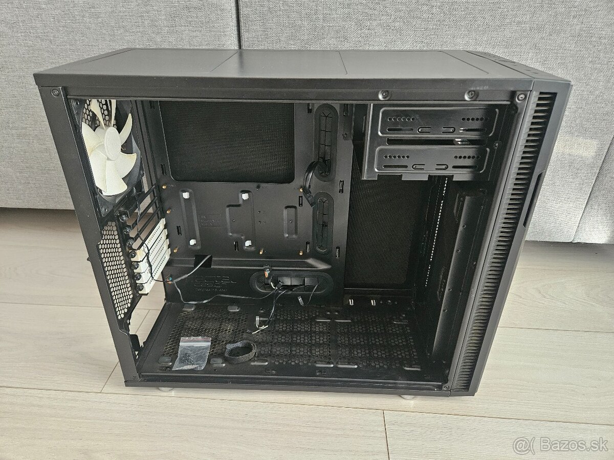 Fractal Design Define R5 Blackout Edition Window - 7
