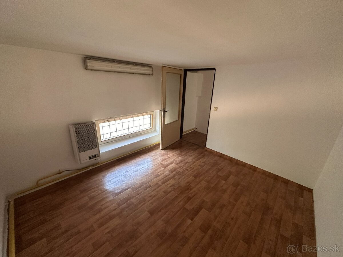 Prenájom skladovo-výrobných priestorov (136m2),blízko centra - 7