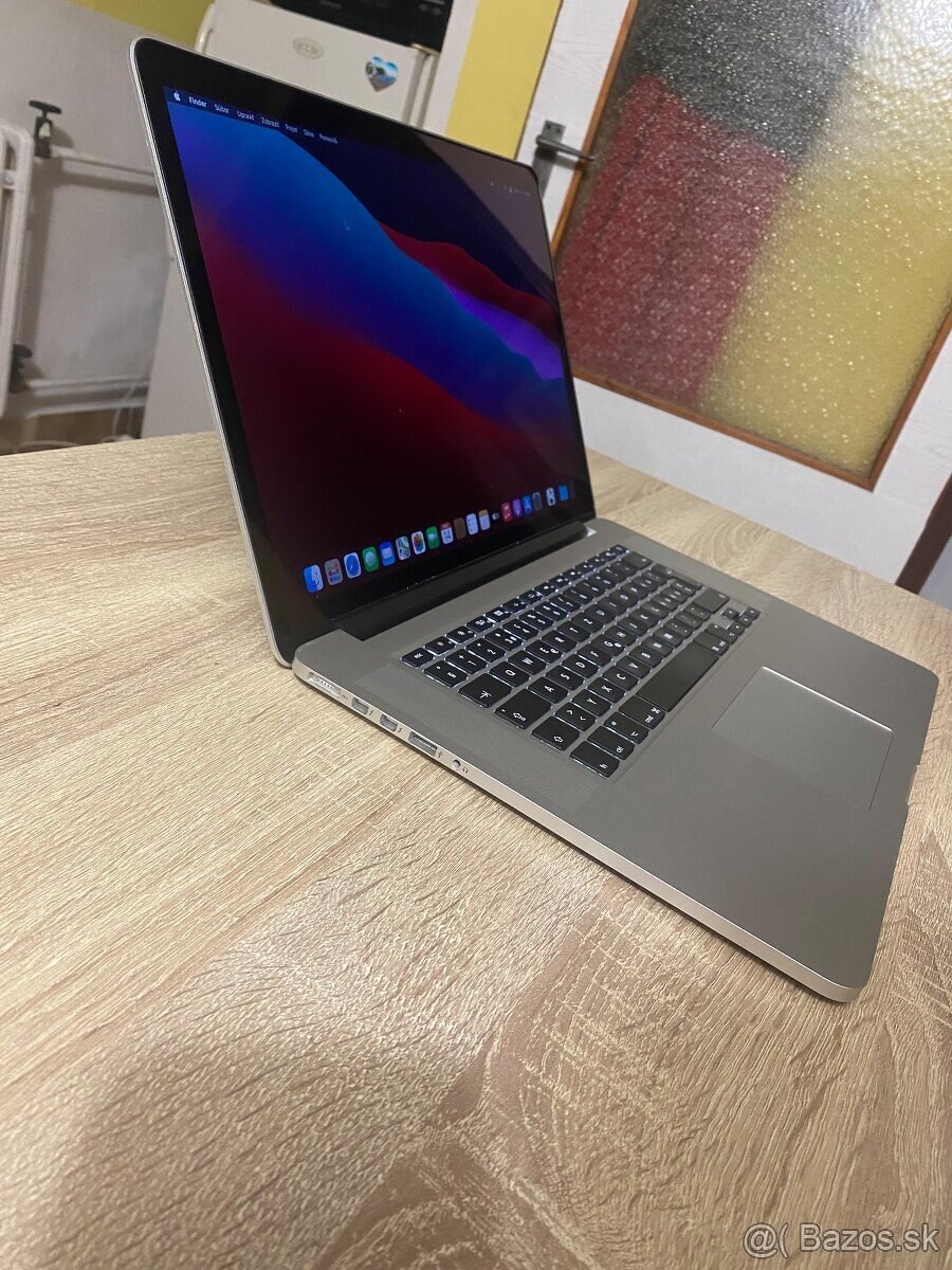 MacBook Pro 15inch 2014 / 16/256GB Silver TOP stav - 7