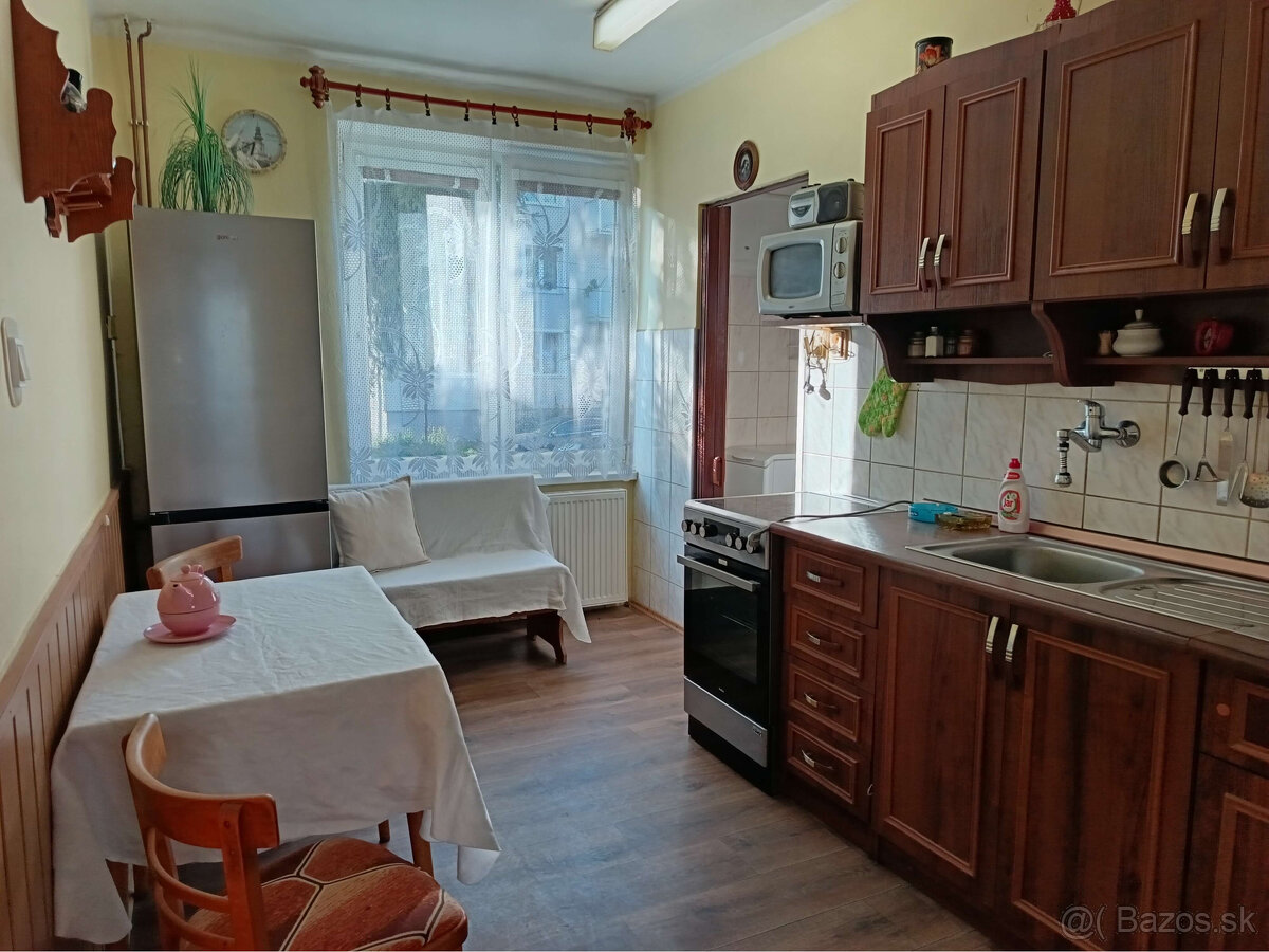 REZERVOVANÉ Predaj 3 izbového bytu v tehlovom dome, 75,95 m2 - 7