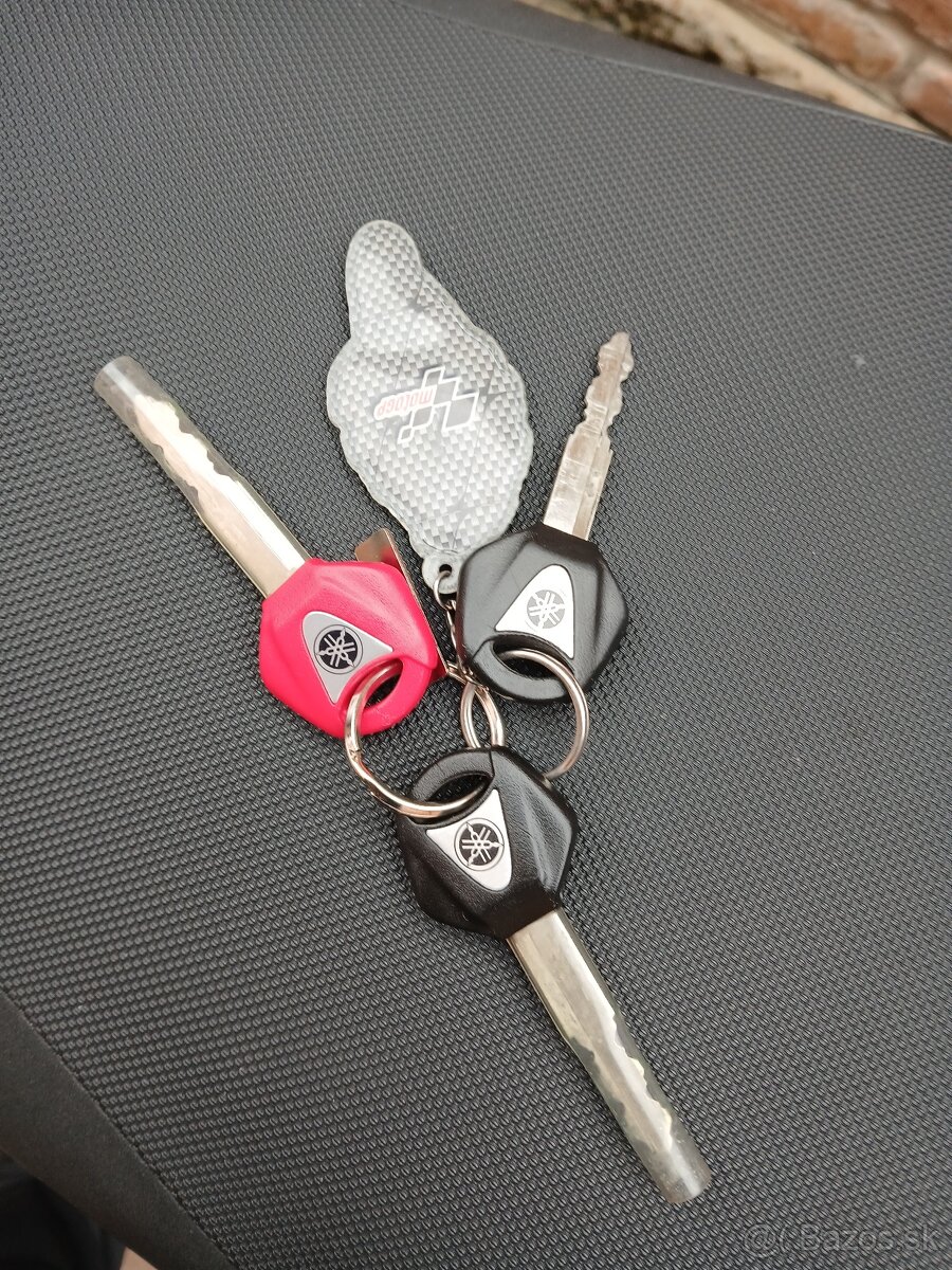 YAMAHA FJR 1300 AE - 7