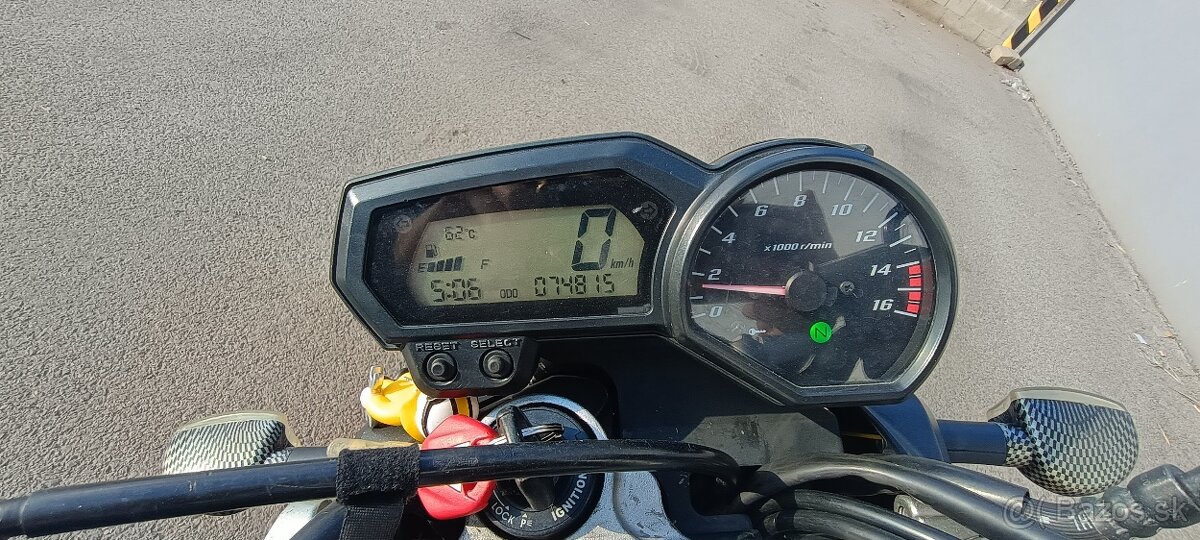 Yamaha fz6 - 7