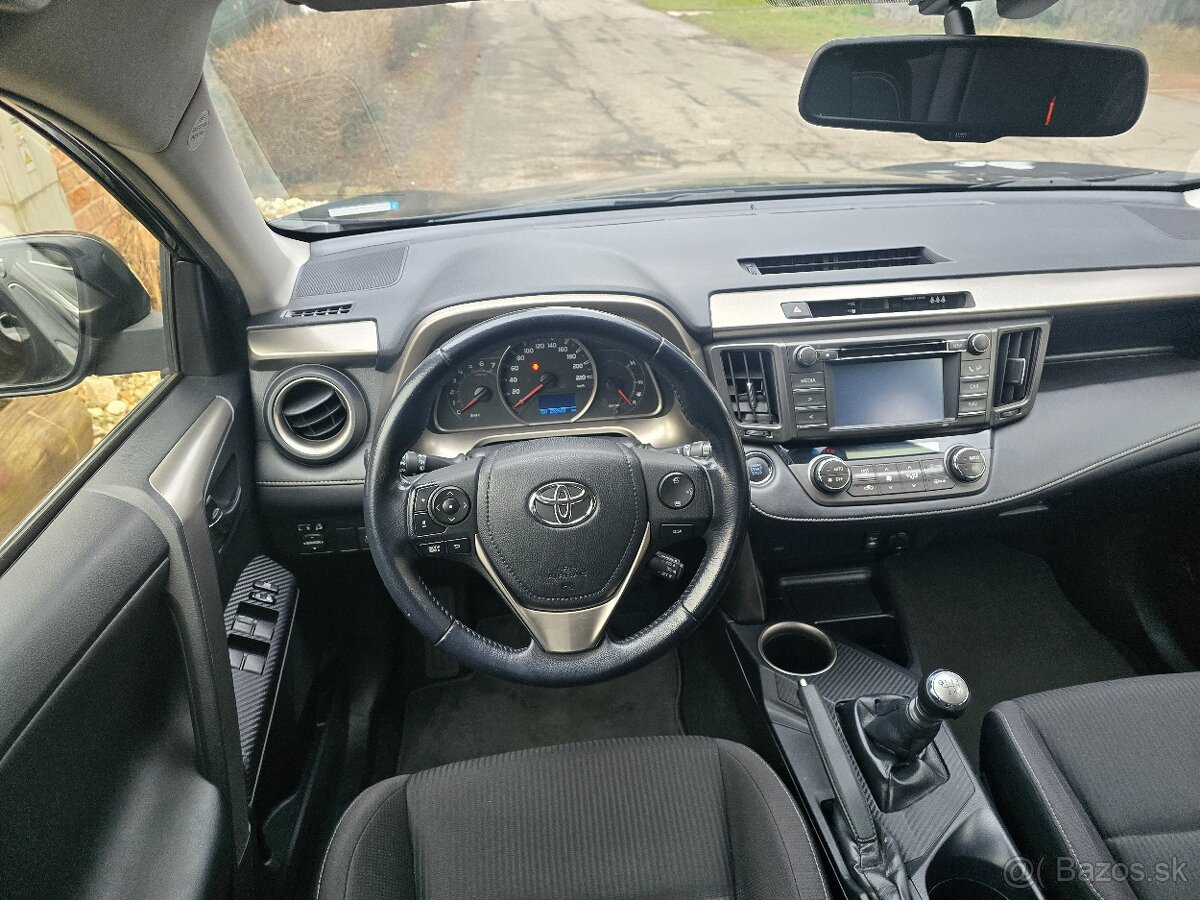 Toyota RAV4 2,0 D-4D - 7