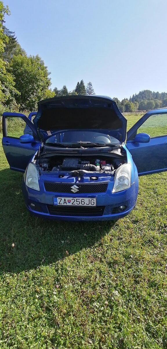 Suzuki Swift 4x4, 1.3 benzín - 7