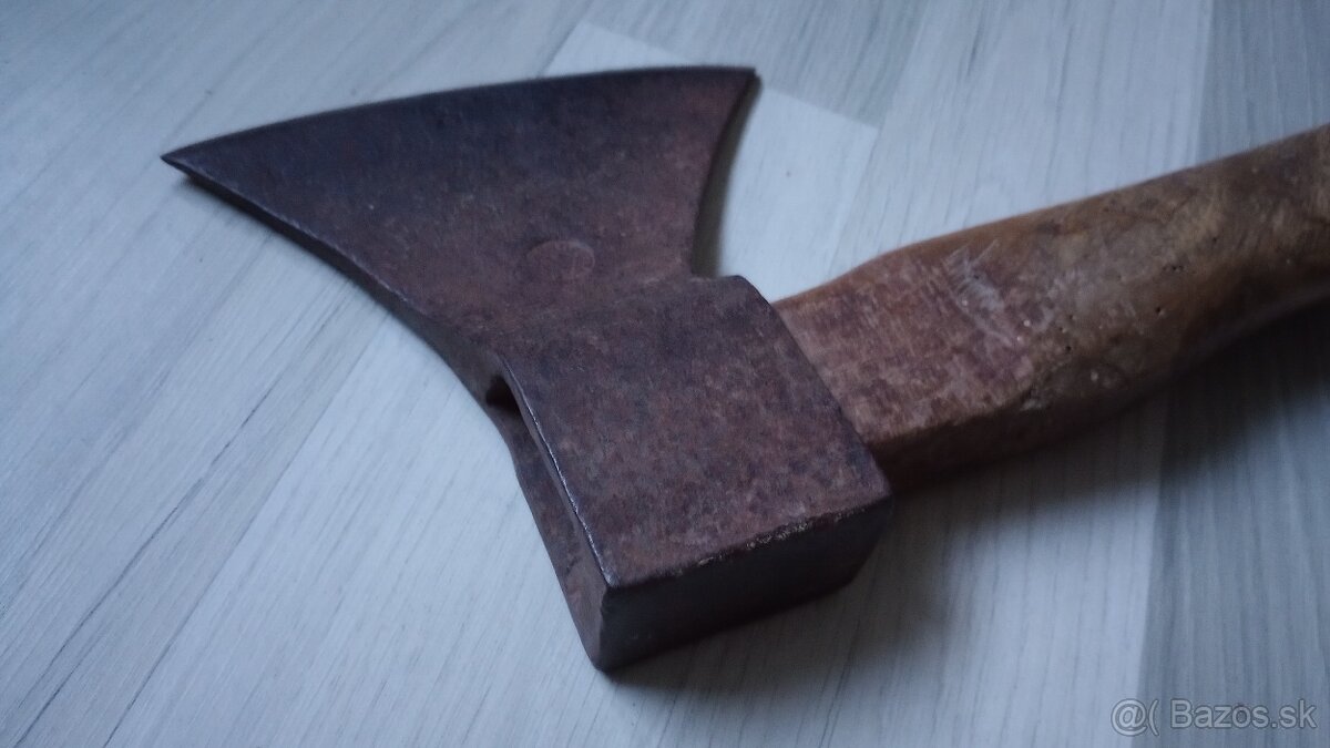 Starožitná sekera tesárska kresačka - 7