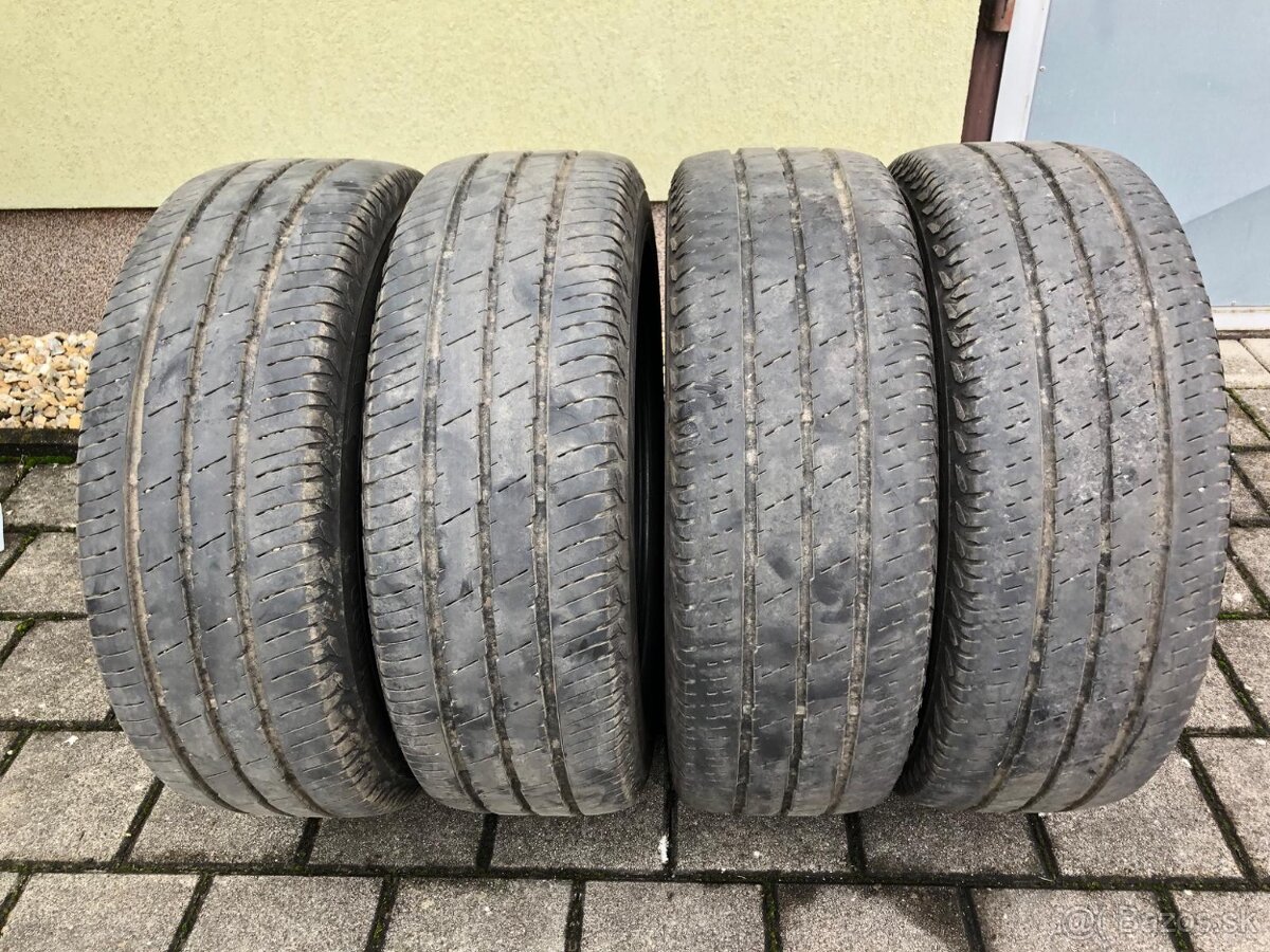 Pneu 215/65 R16 C - 7