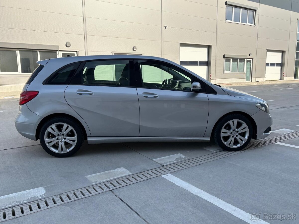 Mercedes-Benz B trieda 180 d A/T - 7