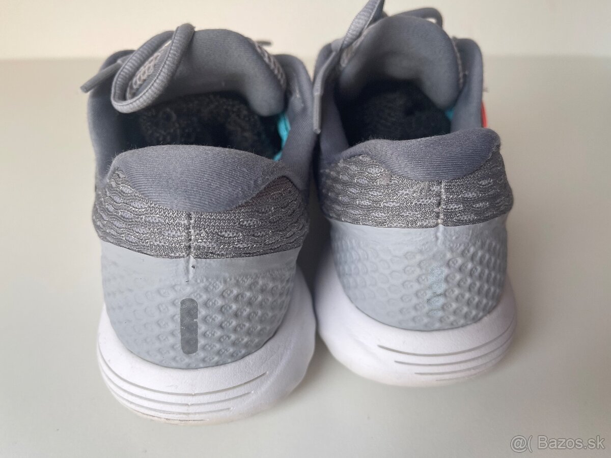 Nike Lunarglide 8 - č. 39 - 7