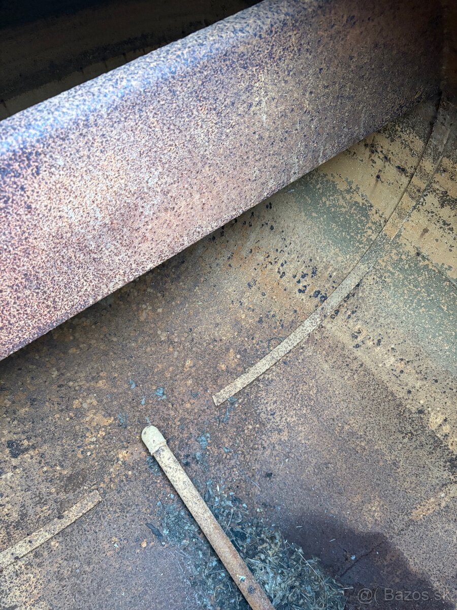 Cisterna Fekál 8300L - 7